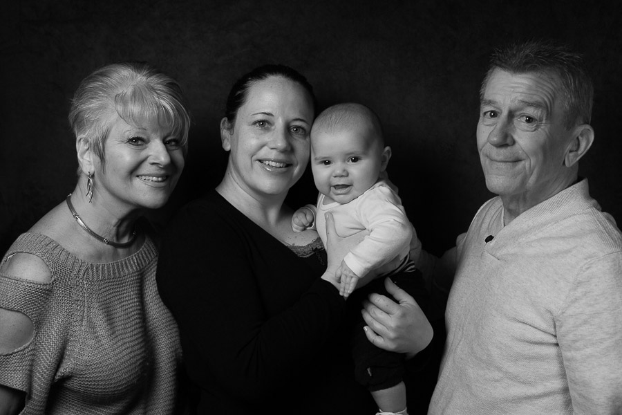 seance-photo-famille-studio-vincennes-jules